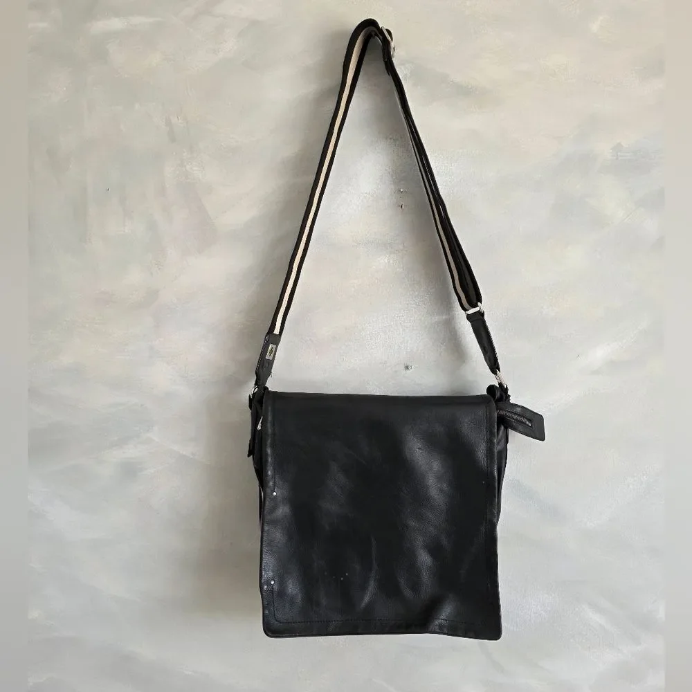 BALLY Bag Leather Black Gray Stripe Strap Flap Zip Cross Messenger Flaw 14x11x4